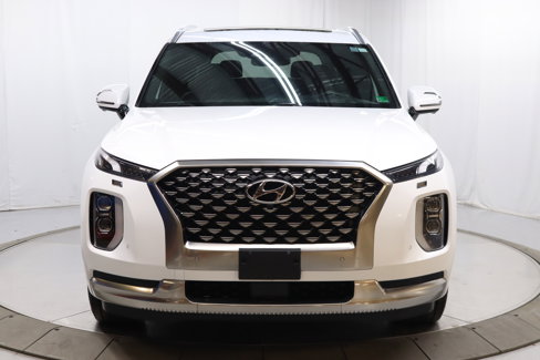 Used 2022 Hyundai Palisade Calligraphy image 3