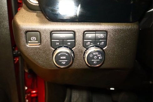 Used 2024 GMC Sierra 1500 SLT image 39