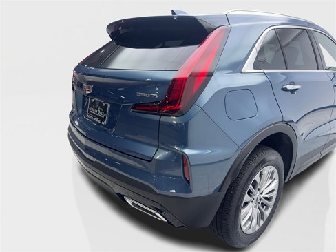 Used 2025 Cadillac XT4 Premium Luxury w/ Technology Package image 18