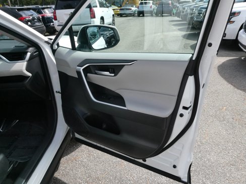 Used 2023 Toyota RAV4 XLE image 26