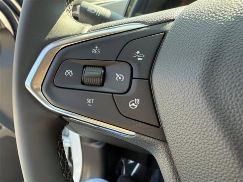 New 2025 Chevrolet Trax LT w/ LT Convenience Package image 17