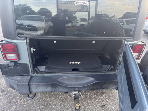 Used 2015 Jeep Wrangler Sport w/ Mopar Black Appearance Group image 17