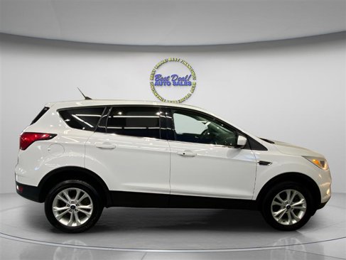 Used 2019 Ford Escape SE image 7