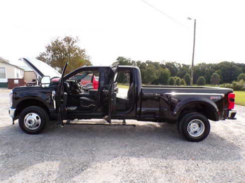 Used 2024 Ford F350 Lariat image 24