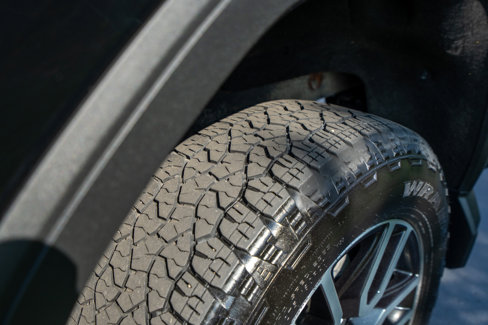 Used 2023 GMC Sierra 1500 AT4 image 37