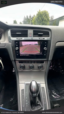 Used 2016 Volkswagen Golf S image 15