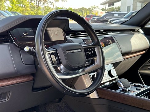 Used 2023 Land Rover Range Rover SE image 29