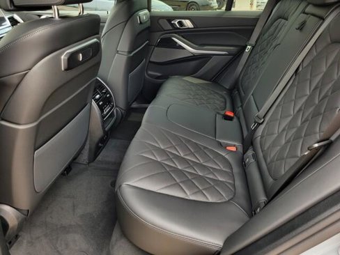 New 2026 BMW X5 xDrive50e w/ M Sport Package image 34