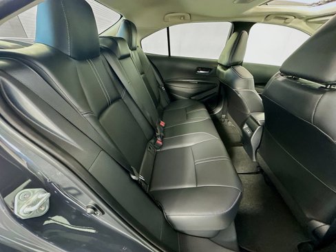 Certified 2025 Toyota Corolla XLE image 27