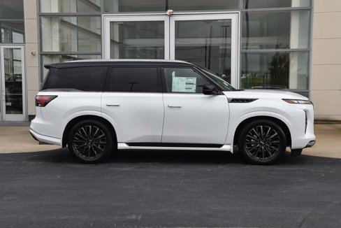 New 2026 INFINITI QX80 Autograph w/ Premium Cargo Package image 7
