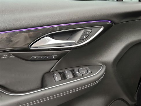 Used 2025 Buick Envision Preferred image 26