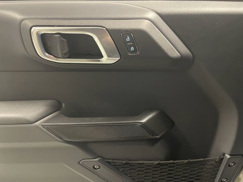 New 2025 Ford Bronco Badlands image 20