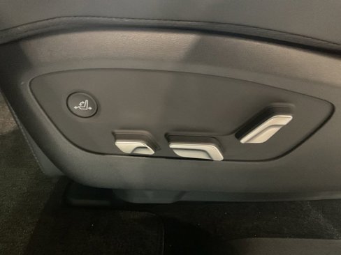 New 2026 Hyundai Ioniq 9 Calligraphy image 25