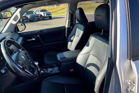 Used 2024 Toyota 4Runner TRD Off-Road Premium image 24