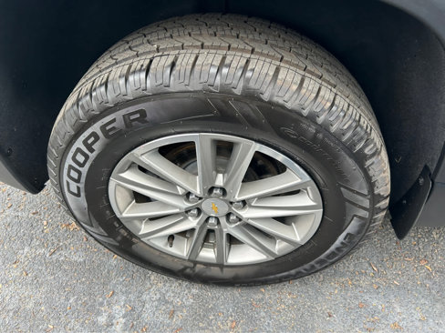 Used 2022 Chevrolet Traverse LT image 35