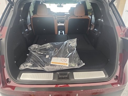 New 2026 INFINITI QX60 Autograph w/ Dark Cargo Package image 16