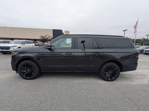 New 2025 Lincoln Navigator L Reserve w/ Jet Appearance Package image 7