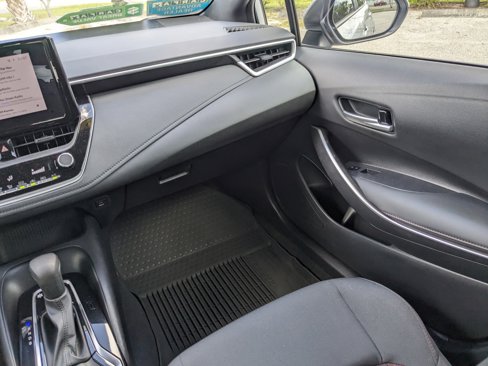 Used 2023 Toyota Corolla SE image 16