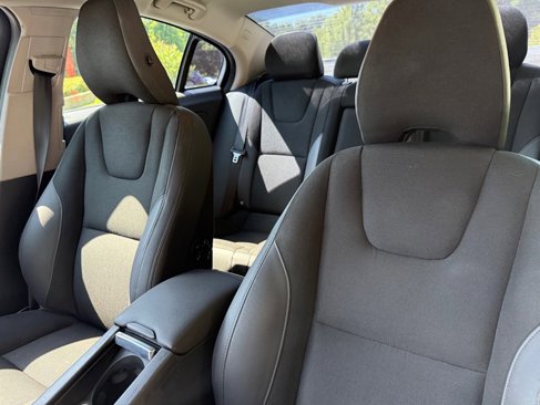 Used 2012 Volvo S60 T5 w/ Climate Pkg image 17