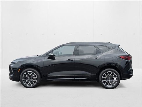 Used 2024 Chevrolet Blazer RS w/ Enhanced Convenience Package image 8