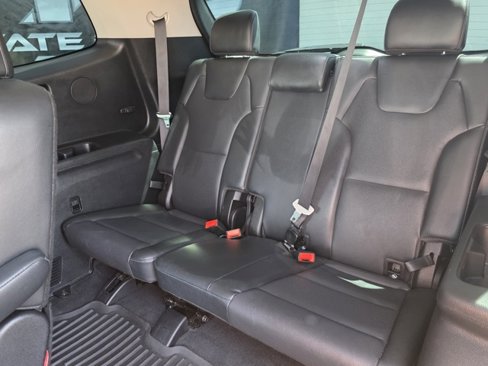 Used 2024 Kia Telluride EX w/ EX Captain's Chair Package image 25