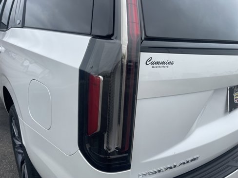 Used 2023 Cadillac Escalade Sport Platinum image 11