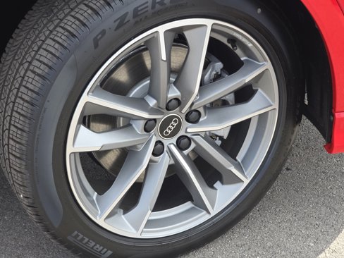 New 2025 Audi Q3 2.0T Premium image 14