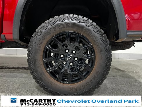 Used 2023 Chevrolet Colorado Trail Boss image 27