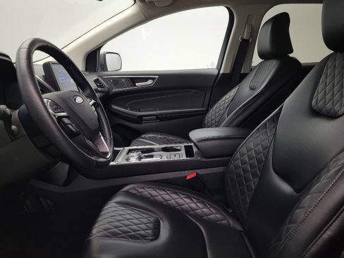 Used 2024 Ford Edge Titanium image 17