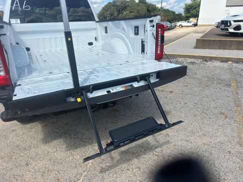 New 2025 Ford F250 King Ranch image 24