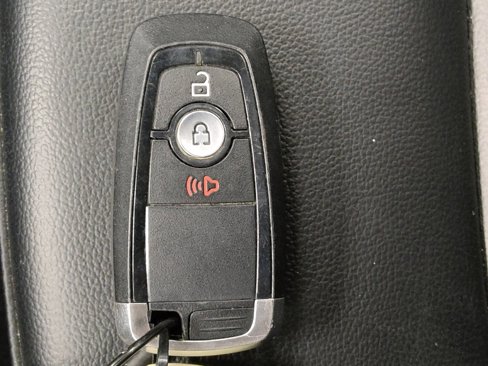 Used 2023 Ford Edge SEL image 32