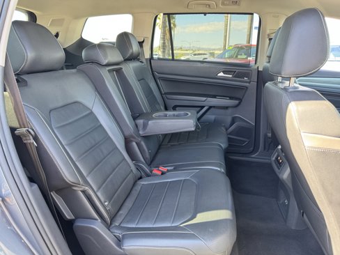 Certified 2021 Volkswagen Atlas SEL Premium image 38