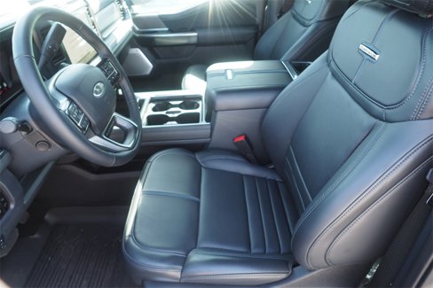 Used 2025 Ford F350 Platinum image 11