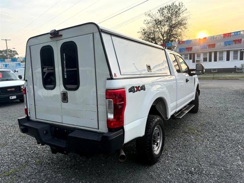 Used 2017 Ford F250 XL w/ Power Equipment Group image 2
