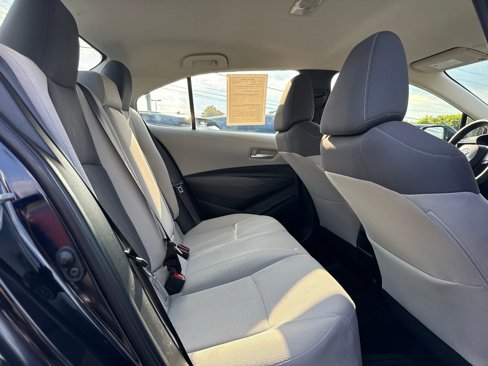 Used 2020 Toyota Corolla LE image 31