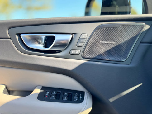 New 2026 Volvo XC60 B5 Plus w/ Protection Package Premier image 19