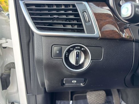 Used 2014 Mercedes-Benz ML 350 BlueTEC 4MATIC image 18