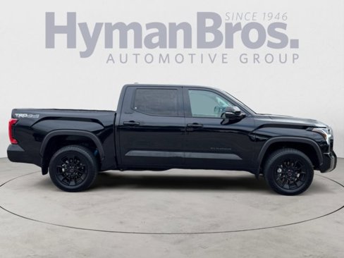 Used 2024 Toyota Tundra Limited image 2