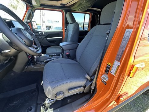 New 2025 Jeep Gladiator Willys image 9