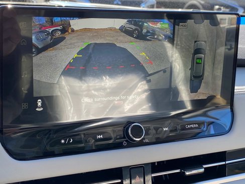New 2025 Mitsubishi Outlander SEL image 13
