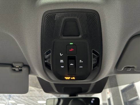 Used 2025 Audi Q5 Premium Plus w/ Premium Plus image 15