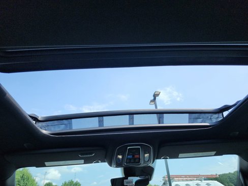 New 2025 Jeep Wagoneer L Series II image 27