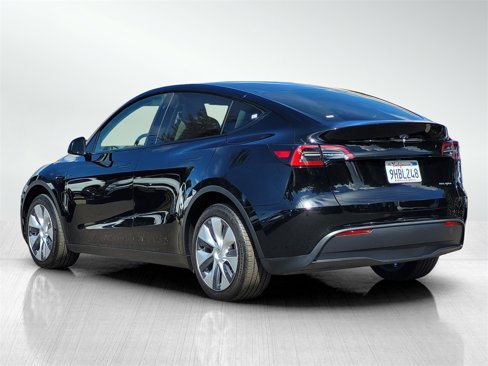 Used 2023 Tesla Model Y Long Range image 6
