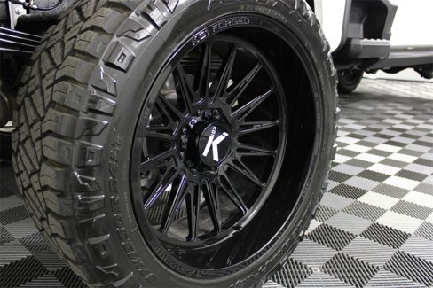 Used 2025 Ford F350 Platinum image 13
