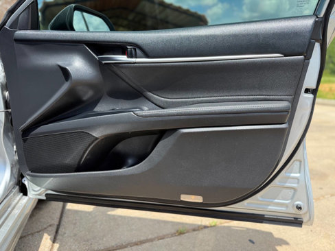 Used 2018 Toyota Camry XSE w/ Driver Assist Package image 30