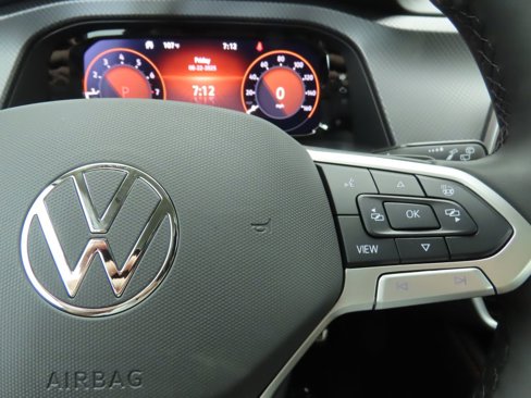 New 2026 Volkswagen Atlas Peak Edition image 13