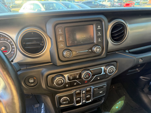 Used 2018 Jeep Wrangler Unlimited Sport S image 14