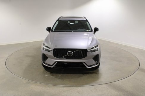 New 2026 Volvo XC60 B5 Plus w/ Protection Package Premier image 8