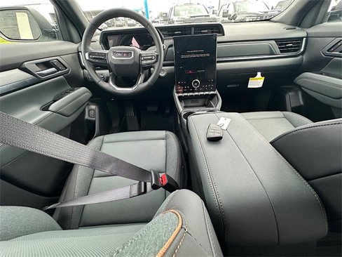New 2026 GMC Terrain AT4 w/ Convenience Package III image 18