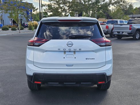 Used 2024 Nissan Rogue SV image 6